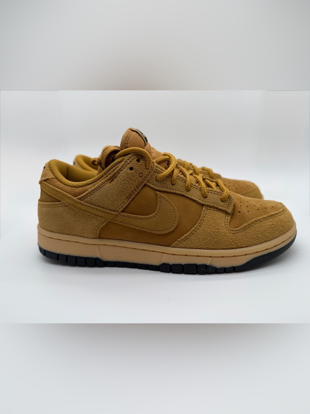 Nike Dunk Low Retro SE "Wheat/Black" (Style Code: IB6651-700)